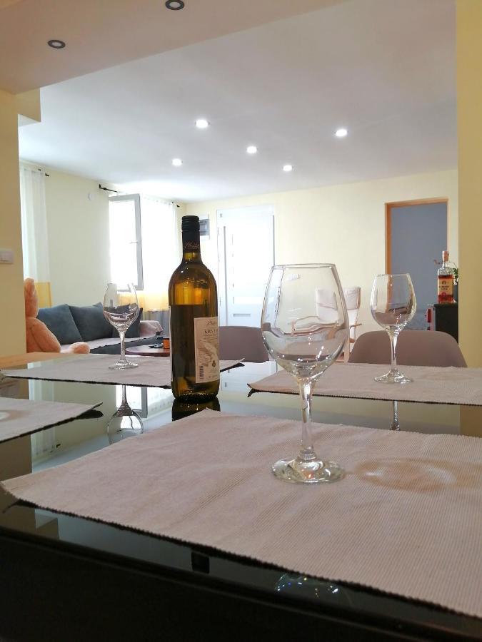 Nikas Apartman دونيي ميلانوفاتس المظهر الخارجي الصورة